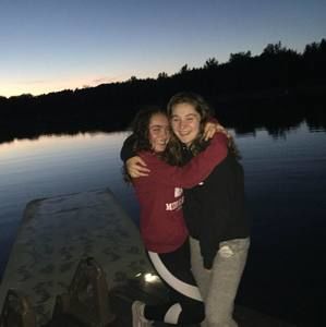 Meet your Posher, Maya